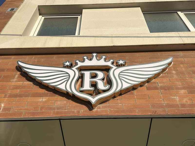 تأثیر تابلو لایت باکس بر تجربه مشتری